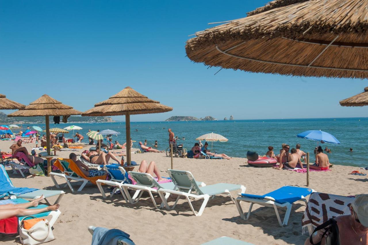 Camping & Bungalows Platja Brava Pals Exteriör bild