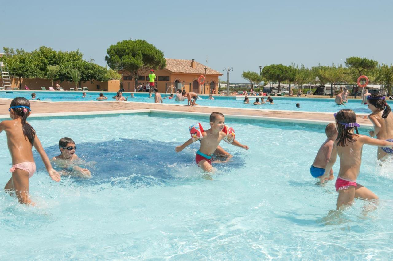 Camping & Bungalows Platja Brava Pals Exteriör bild