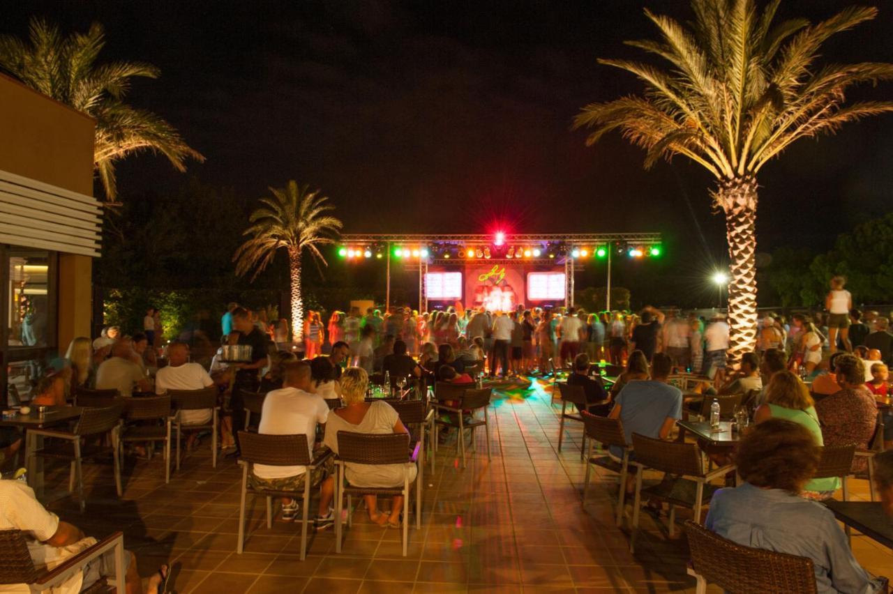 Camping & Bungalows Platja Brava Pals Exteriör bild