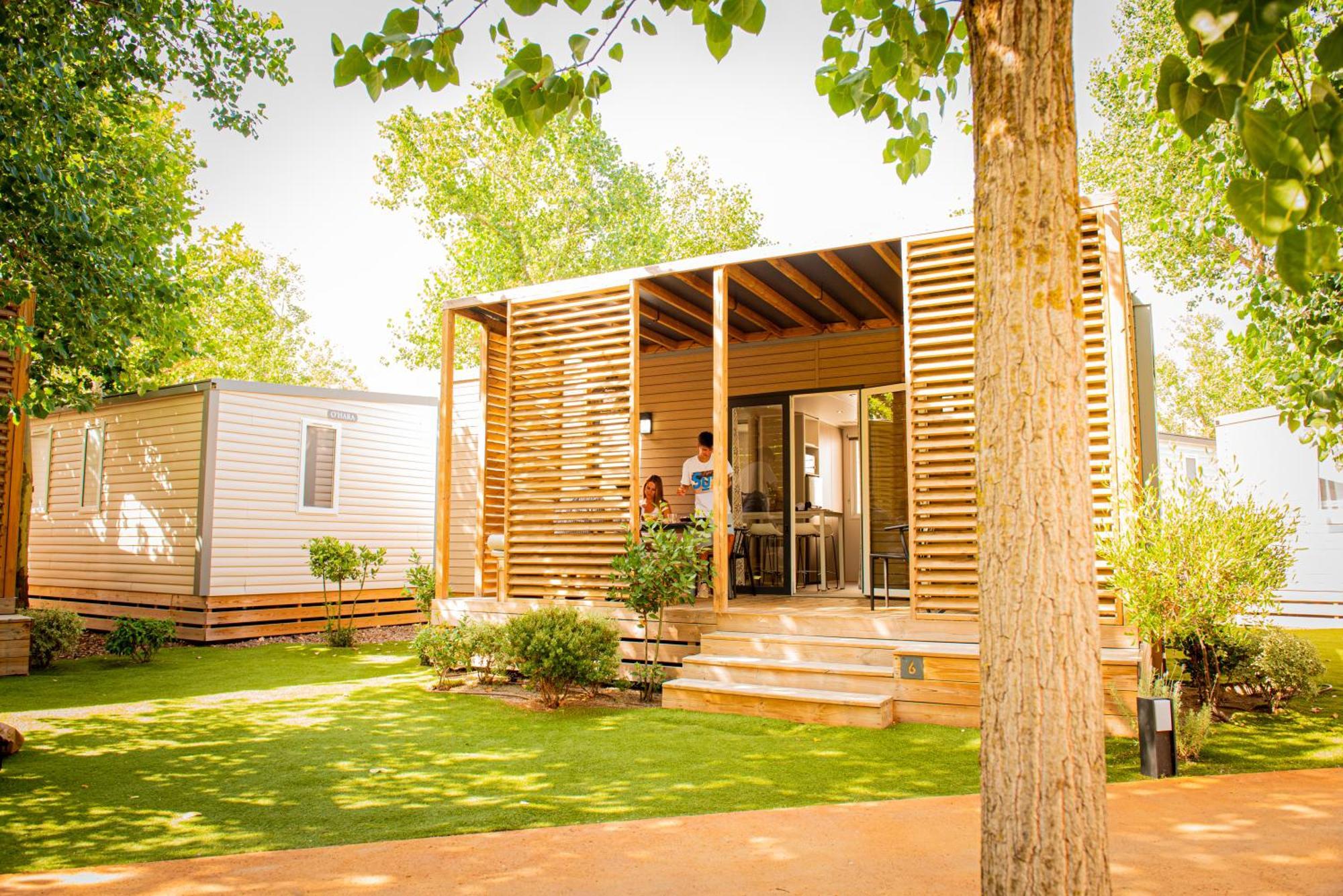 Camping & Bungalows Platja Brava Pals Exteriör bild