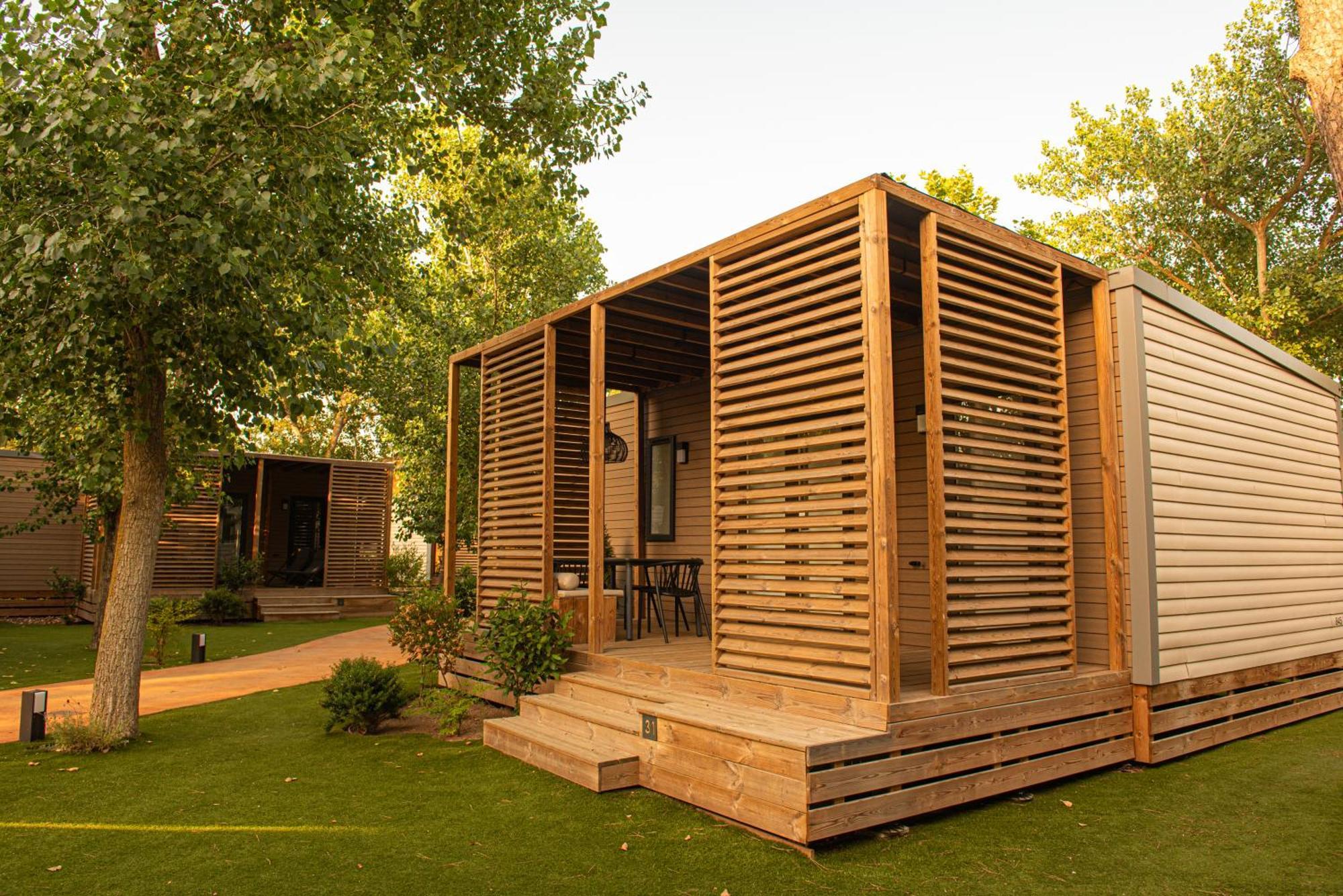 Camping & Bungalows Platja Brava Pals Exteriör bild