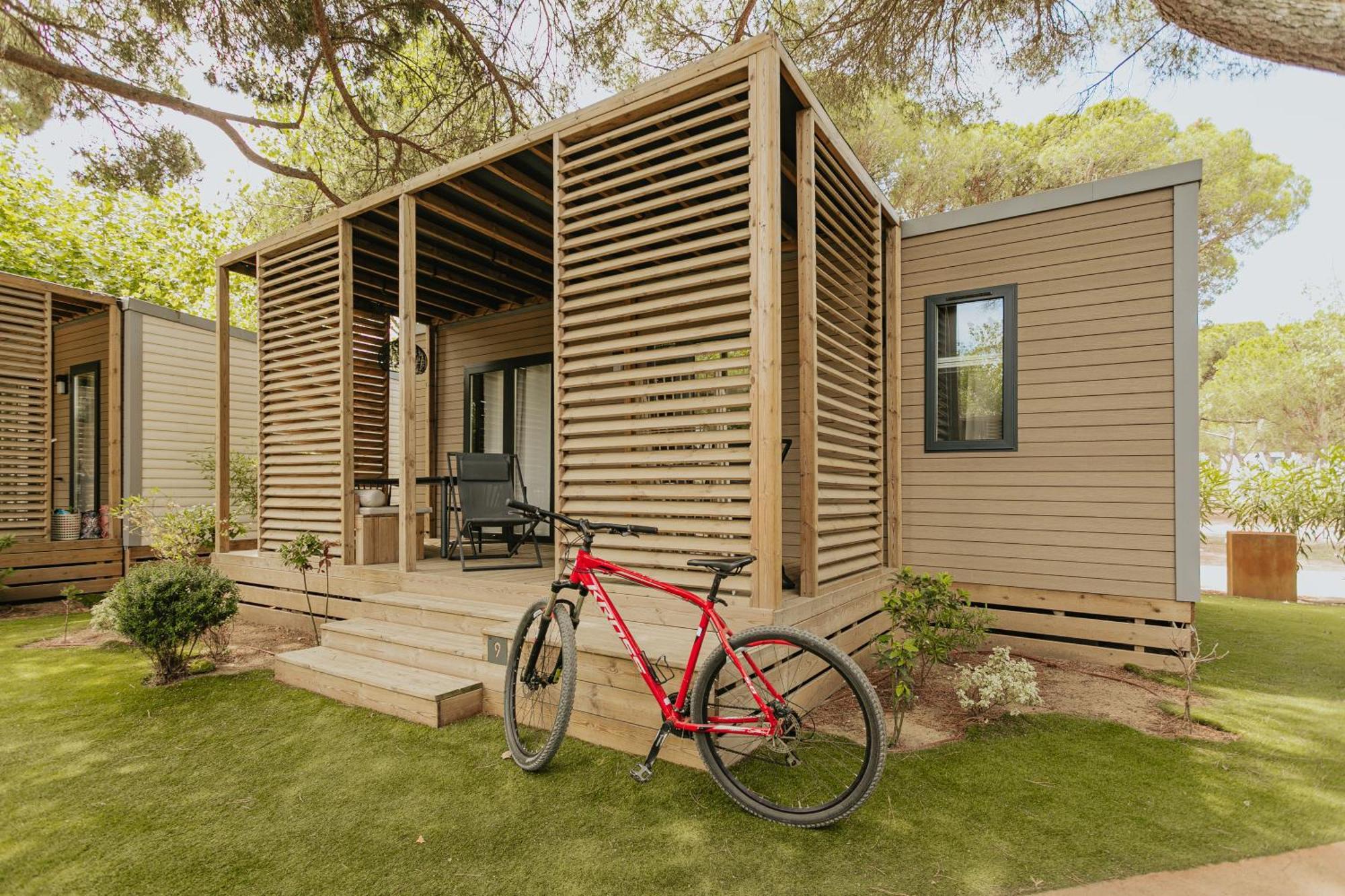 Camping & Bungalows Platja Brava Pals Exteriör bild