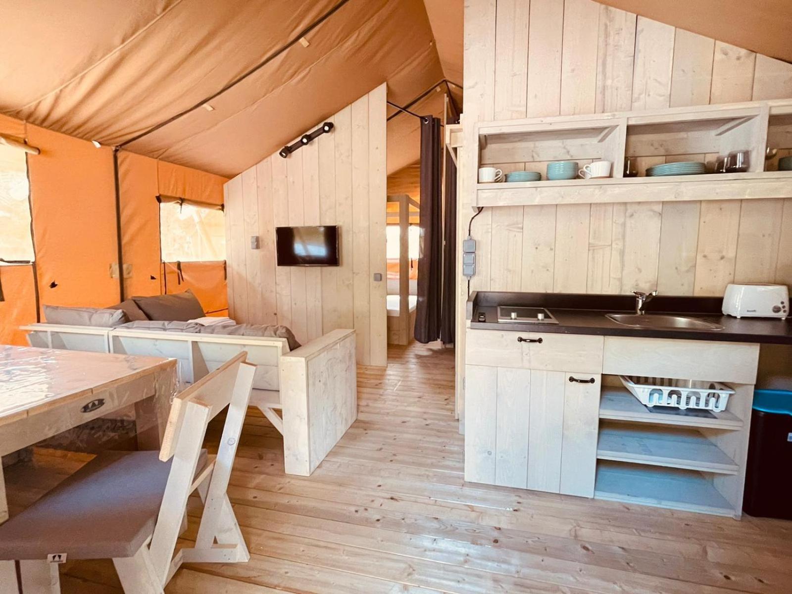 Camping & Bungalows Platja Brava Pals Exteriör bild